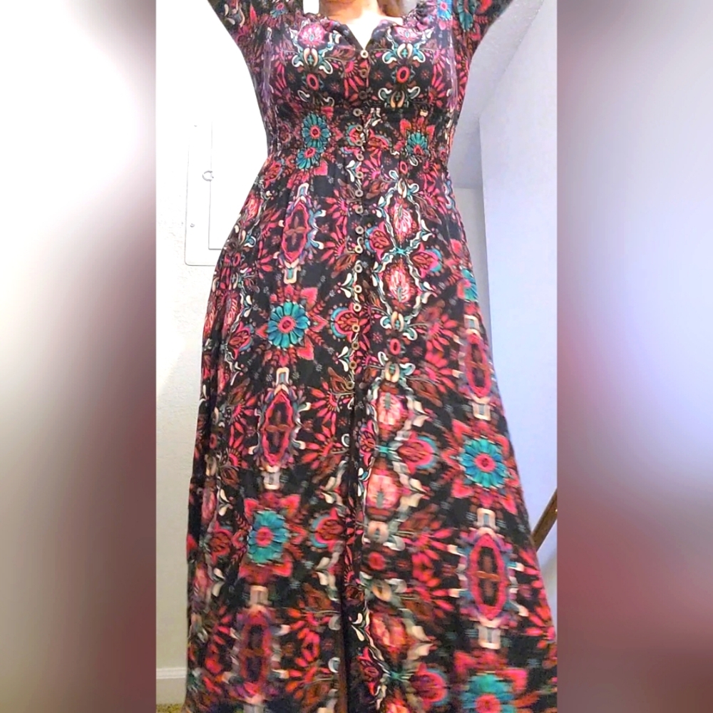 Elegant Multicolor Patterned Dress